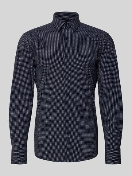 Produktfoto, Slim Fit Businesshemd mit Allover-Muster Modell 'HANK' von BOSS in Dunkelblau mit kleinen weißen Punkten, Kentkragen, Stretch-Material, feuchtigkeitsregulierend