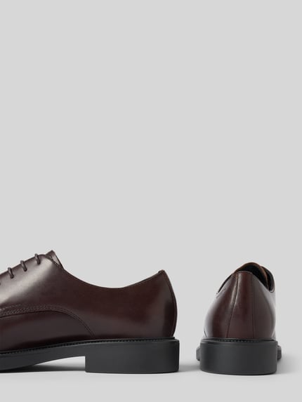 Vagabond Schuh aus Rindsleder Modell 'ALEX M' Mittelbraun 2