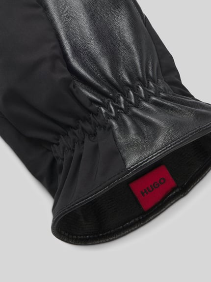 HUGO Handschuhe mit Logo-Patch BLACK 3