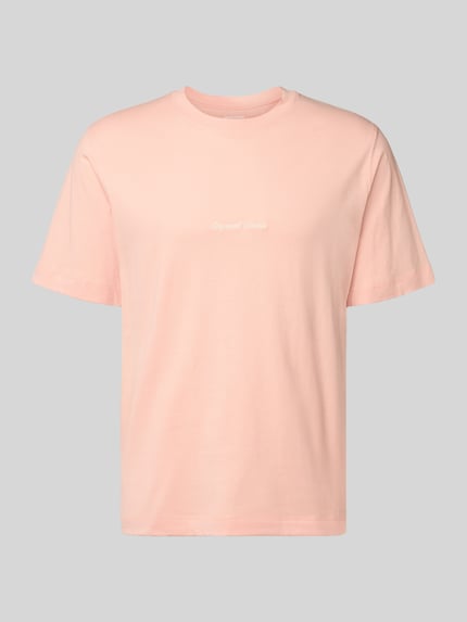 Produktfoto, T-Shirt mit Label-Stitching Modell 'NORREBRO' von Jack & Jones aus reiner Baumwolle in Hellrosa, Regular Fit, glatte Textur, gerippter Rundhalsausschnitt