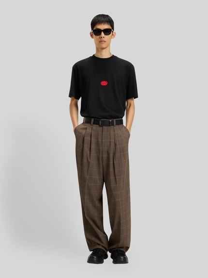 HUGO T-shirt o kroju relaxed fit z bawełnianego dżerseju model ‘DIVIS’ Czarny 1