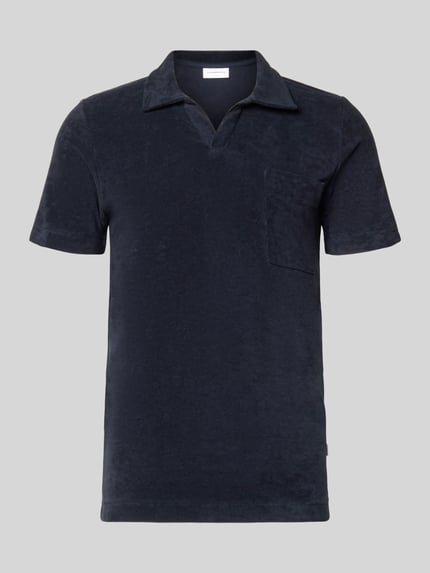 Produktfoto, Relaxed Fit Poloshirt mit V-hals van Lindbergh, heren poloshirt van katoenmix, badstof, borstzak, ruglengte maat M 76 cm, donkerblauw, zachte textuur