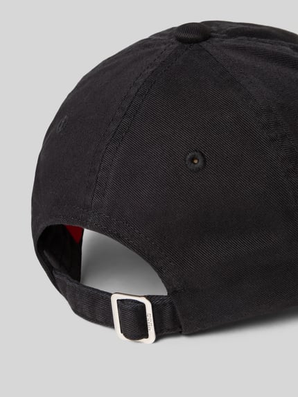 Produktfoto, Basecap uit puur katoen Model 'CARA-VALENTINE' van HUGO, look: effen zwart, label in reliëf, luchtgaten, verstelbare trensje.