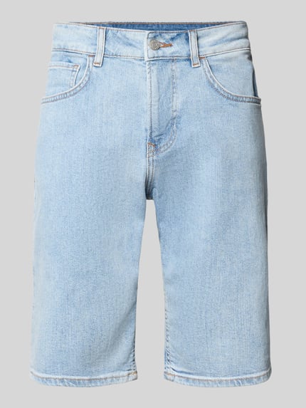 Produktfoto, Regular Fit Jeansshorts aus Baumwoll-Mix Modell 'CASH' von Pepe Jeans in heller Denim-Optik, mit Label-Patch, 5-Pocket-Design, Knopf und verdecktem Reißverschluss, Materialverarbeitung Twill