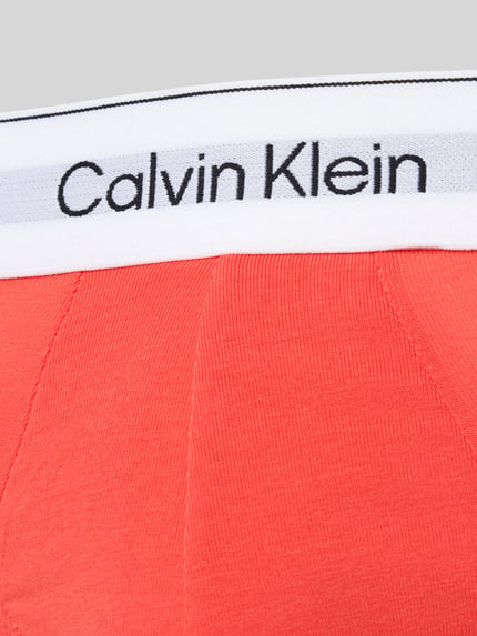 Produktfoto, Slip aus Baumwoll-Mix im 3er-Pack von Calvin Klein Underwear in Rot mit elastischem Logo-Bund und glatter Textur
