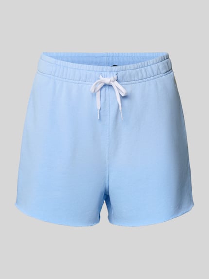 Produktfoto, Regular Fit Sweatshorts aus Baumwoll-Mix von Polo Ralph Lauren in Hellblau, Optik: Unifarben, Sweat-Struktur, elastischer Bund mit Tunnelzug, Taschen, Logo-Stitching