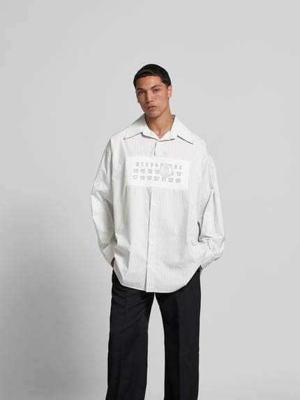 MM6 Maison Margiela Relaxed Fit Freizeithemd mit Logo-Detail Weiss 4