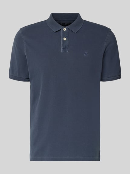 Produktfoto, Poloshirt aus Baumwolle von MARC O’POLO DENIM in Dunkelblau, gerader Schnitt, Piqué-Struktur, kurzer Polokragen, Logo-Stickerei