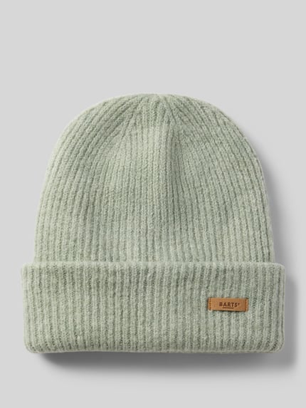 Produktfoto, Beanie mit Label-Patch Modell 'Witzia Beanie' von Barts, Damen Mütze, pastellgrün, gerippte Oberfläche, rechteckiger Patch.