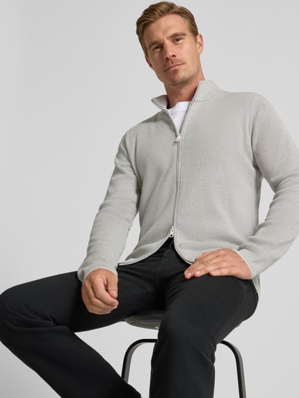 CINQUE Regular Fit Strickjacke mit Reißverschluss Modell 'Cinupio' Hellgrau 3