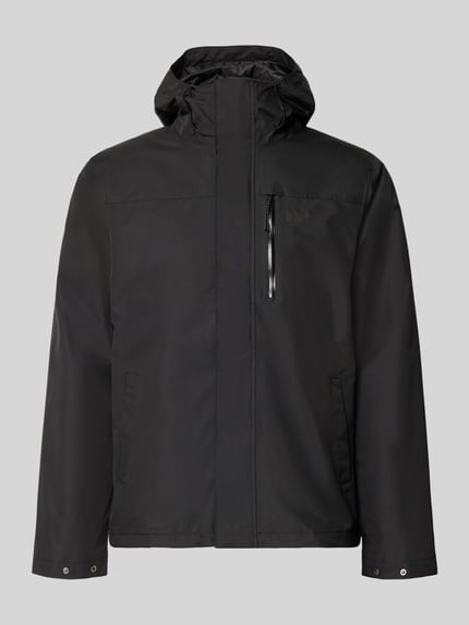 Produktfoto, schwarze Regular Fit Jacke mit Logo-Print Modell 'Juell' von Helly Hansen, Kapuze, Reißverschlusstaschen, glatte Textur.