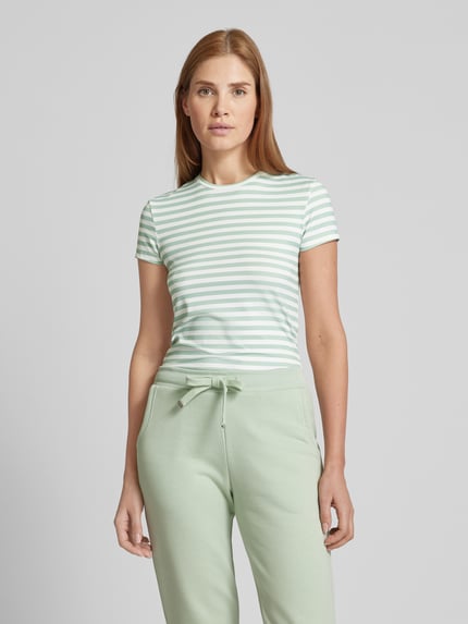 Christian Berg Woman T-shirt z okrągłym dekoltem Limonkowy 4
