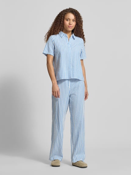 PIECES Regular Fit Hemdbluse aus reiner Baumwolle Modell 'TINNA' Hellblau 1