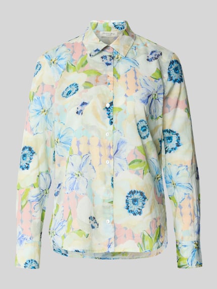 Produktfoto, Regular Fit Hemdbluse mit floralem Allover-Print von Christian Berg Woman aus Reine Baumwolle, bunte Farben, Hemdblusenkragen, Langärmeliges Design, florale Muster, sanfte Textur, Rückseite leicht verlängert, Rückenlänge 69 cm, Ärmellänge 62 cm bei Größe 36.