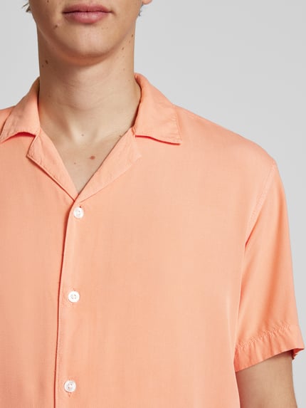 Tom Tailor Denim Relaxed Fit Freizeithemd mit Reverskragen Apricot 3