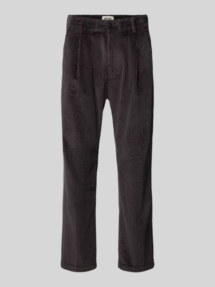 Produktfoto, Straight Fit Hose aus Baumwoll-Mix Modell 'Chasy' von DRYKORN in dunklem Braun mit Cord-Optik, zwei Gesäßtaschen, strukturierte Oberfläche, elastischer Bund mit Knopf- und Reißverschluss, Kontext: Herren Hose von DRYKORN, elastischer Baumwoll-Mix, Bundweite bei Größe 32/32: 40 cm, Innenbeinlänge: 71 cm.