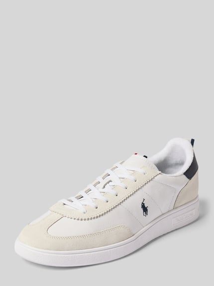 Produktfoto, witte en beige sneakers van rundleer Polo Ralph Lauren Heren Sneaker, glad oppervlak, lichte zool, productfoto
