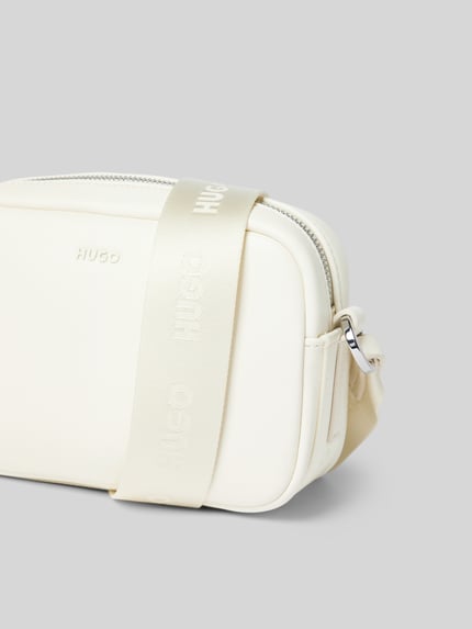 HUGO Handtasche mit Schulterriemen Modell 'Bel 2.0' Ecru 3