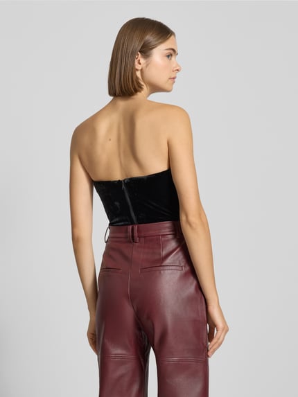 Bardot Body z aksamitu z odkrytymi ramionami model ‘ELENI’ Czarny 5