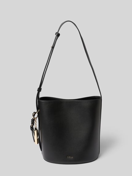 Produktfoto, schwarze Bucket Bag mit Logo-Applikation Modell 'Roxie' von FURLA aus glattem Leder, goldene Details, verstellbarer Schulterriemen, sichtbare Struktur, für Damen, Hauptfach mit Magnetverschluss und Innenfach, 24x26x17 cm, Schulterriemen 67 cm.