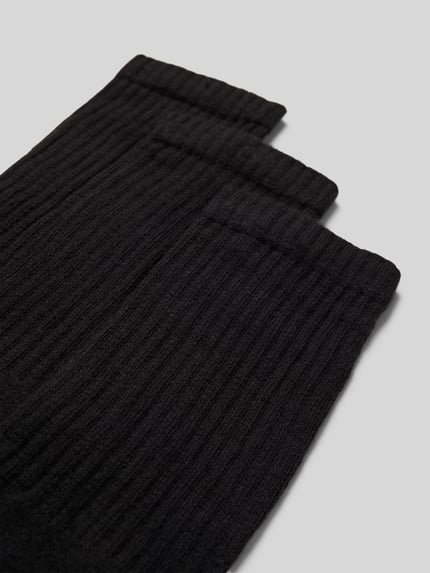 Produktfoto, Socken mit Stretch-Anteil im 3er-Pack von s.Oliver RED LABEL aus schwarzer Baumwollmischung mit Rippenbündchen und verstärkten Belastungszonen
