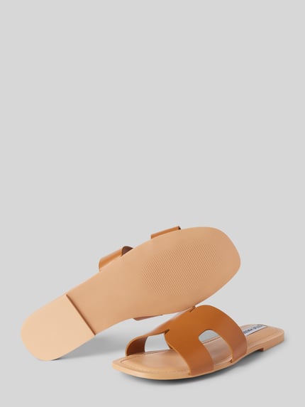 Steve Madden Slippers met brede schachtbrug, model 'ZARNIA' Cognac - 4