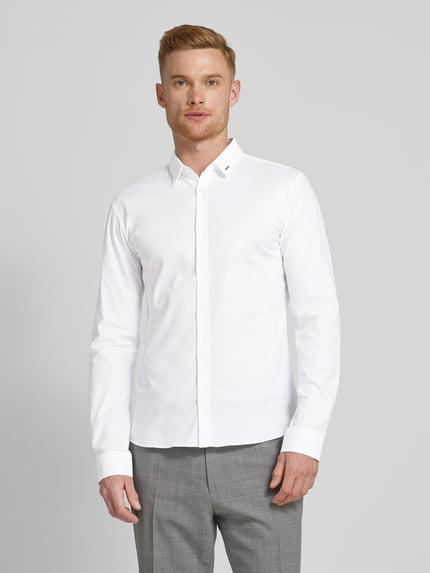 HUGO Freizeithemd mit Label-Detail Modell 'Ero' Weiss 4