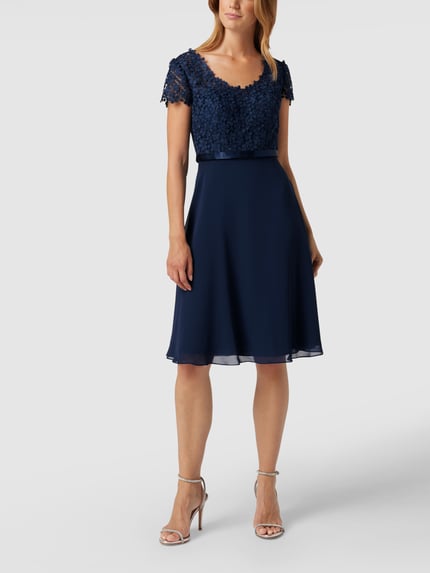 LUXUAR FASHION Cocktailkleid mit Ziersteinen und floralen Stickereien Dunkelblau 1