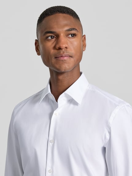BOSS Slim Fit Businesshemd mit extra langem Arm Modell 'HANK' Weiss 3