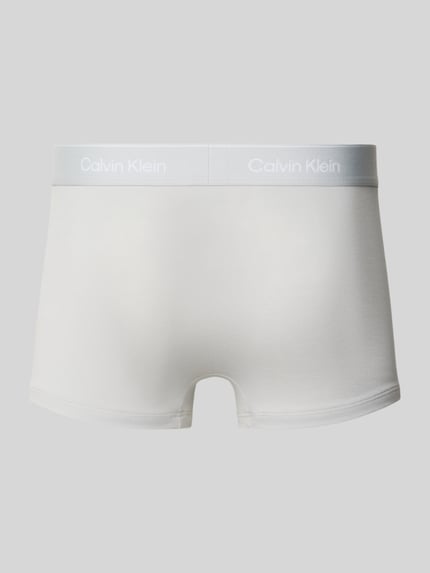 Produktfoto, Pant & Trunk aus reiner Baumwolle im 5er-Pack Modell 'LOW RISE TRUNK' von Calvin Klein Underwear in Weiß mit glatter Textur.