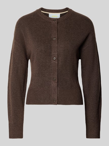 Produktfoto, brauner Cardigan mit Woll-Anteil Modell 'NATALIE' von JJXX, Strick-Optik, Rundhalsausschnitt, elastische Abschlüsse