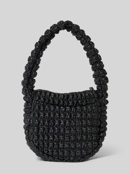 Produktfoto, Henkeltasche mit Label-Applikation Modell 'Mhati' von HUGO in schwarzer Lederoptik, quadratische Form, Hauptfach mit Reißverschluss