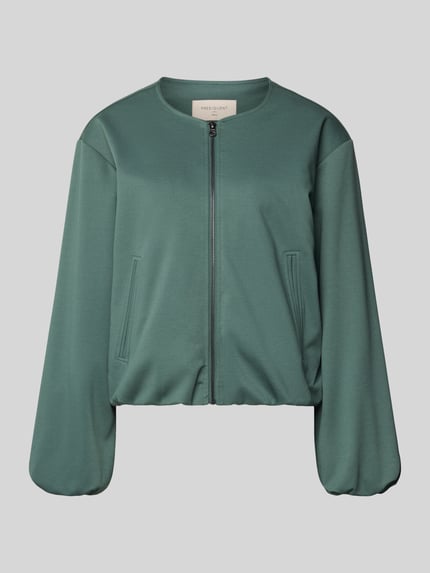 Produktfoto, Regular Fit Jacke mit Viskose-Anteil Modell 'Nanni' von FREE/QUENT, elastischer Material-Mix, Ballon-Optik, grün, Rundhalsausschnitt, Reißverschluss, Eingrifftaschen, glatte Textur