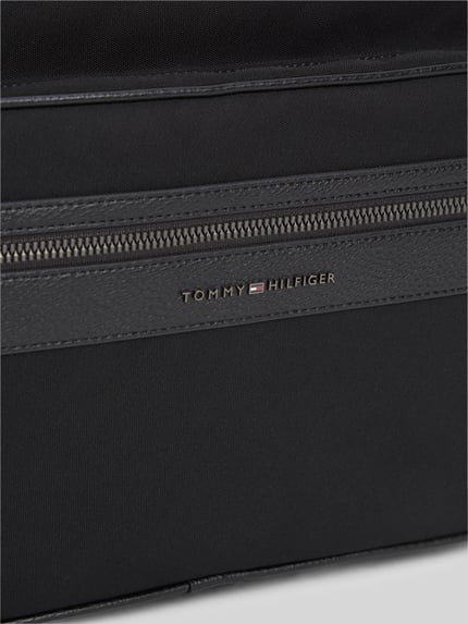 Tommy Hilfiger torba na ramię z napisem z logo model 'TH REPREVE MESSENGER' BLACK 3