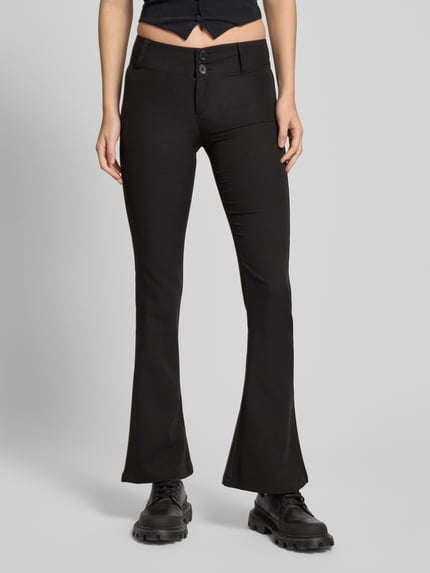 Gina Tricot Bootcut Stoffhose mit Knopf- und Reißverschluss Black 4