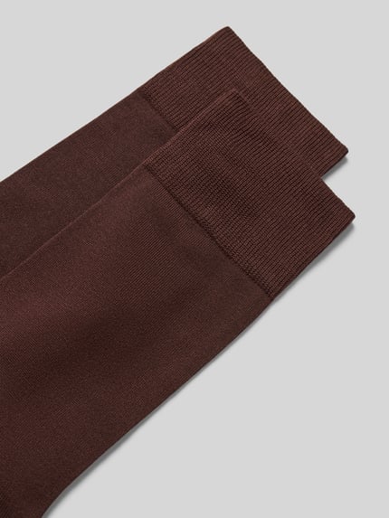 Produktfoto, Socken aus Baumwoll-Mix im 2er-Pack von Christian Berg Men, braun, elastisches Rippbündchen, Label-Print, glatte Struktur