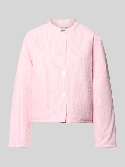 Produktfoto, hellrosa Jacke mit Stehkragen Modell 'Emilia' von LOLLYS LAUNDRY aus reiner Baumwolle, sichtbare Knopfleiste, strukturierte Oberfläche
