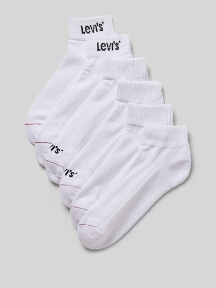 Produktfoto, weiße Socken aus Baumwoll-Mix im 6er-Pack von Levi's®, glatte Struktur, dezente Rippung, Herren Socken von Levi's®.