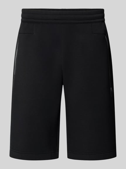 Produktfoto, Shorts mit elastischem Bund von EA7 Emporio Armani, schwarz, glatte Textur, Regular Fit, Viskose-Mix, elastischer Bund, Vorderansicht.