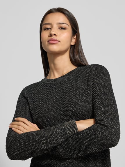 VILA Sweter z dzianiny z fakturowanym wzorem model ‘DALO’ Czarny 3