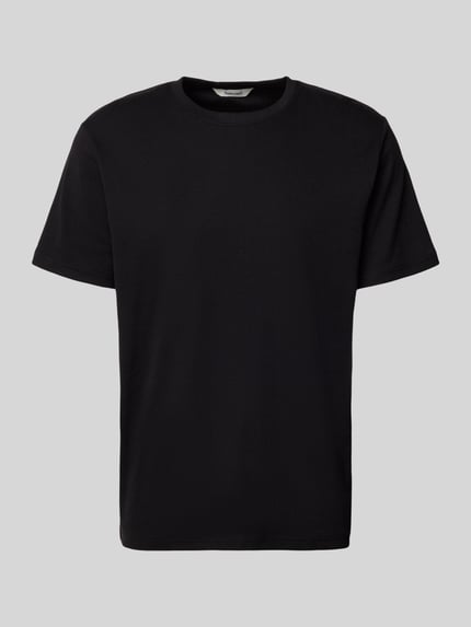 Produktfoto, Regular Fit T-Shirt aus Baumwoll-Mix Modell 'SPENCER' von SELECTED HOMME in Schwarz, feingerippte, gestreift strukturierte Oberfläche, Rundhals, kurzarm, unifarben