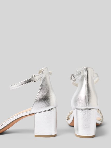 Productfoto, Sandalette met Ziersteinbesatz van Marco Tozzi in zilverkleurig vlechtlook met afgeronde punt, blokhak, maat 40, doornsluiting, schachthoogte 10 cm, schachtbreedte 6 cm
