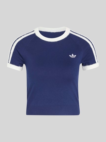 adidas Originals t-shirt Slim w kroju slim fit z mieszanki wiskozy z wyhaftowanym logo Ciemnoniebieski 2