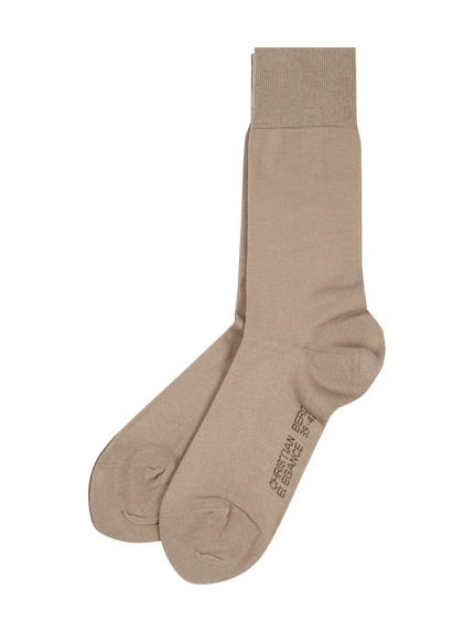 Produktfoto, Socken mit Label-Print im 2er-Pack von Christian Berg Men in Beige, feiner Baumwoll-Mix, körpernaher Schnitt, gerippter Abschluss