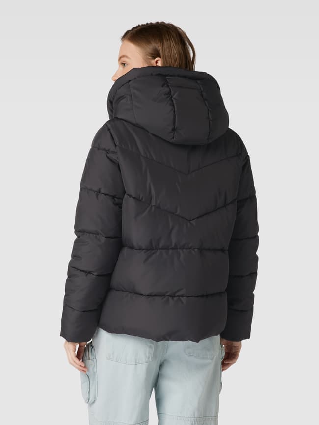 61542jaa955l4li375b38hqa6l6kul  