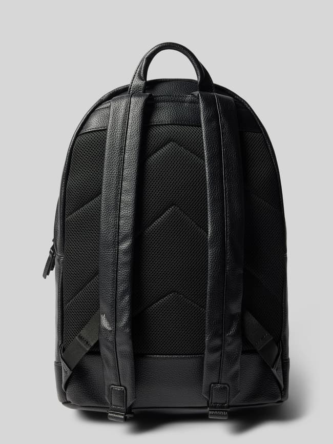 Marc O'Polo Rucksack aus einer Lederalternative (black) online kaufen