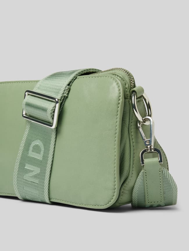 LIEBESKIND BERLIN Handtasche mit Label-Detail Modell