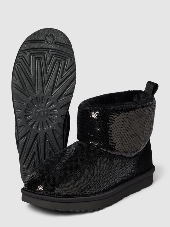 Black mini uggs online