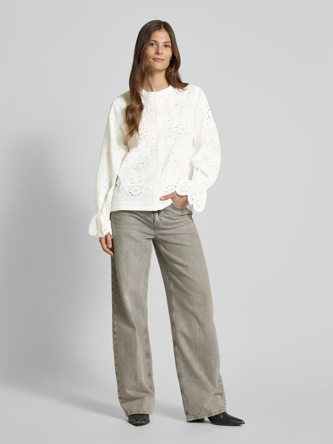Bash Regular Fit Bluse mit Lochstickerei Modell 'SORAYA' - Ecru