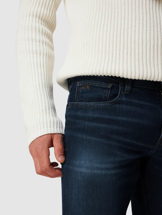 ARMANI EXCHANGE Slim Fit Jeans mit Brand-Detail (dunkelblau 